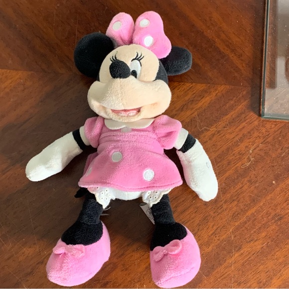 The Disney Store Minnie and Mickey Mouse Beanie Plushie Stuffed Animals - Picture 5 of 10